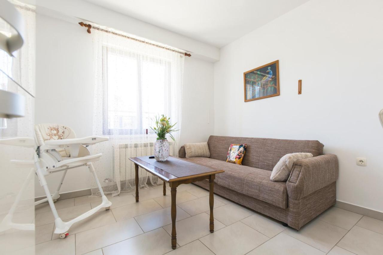 Apartmani Xenia & Desiderio บูเซต ภายนอก รูปภาพ