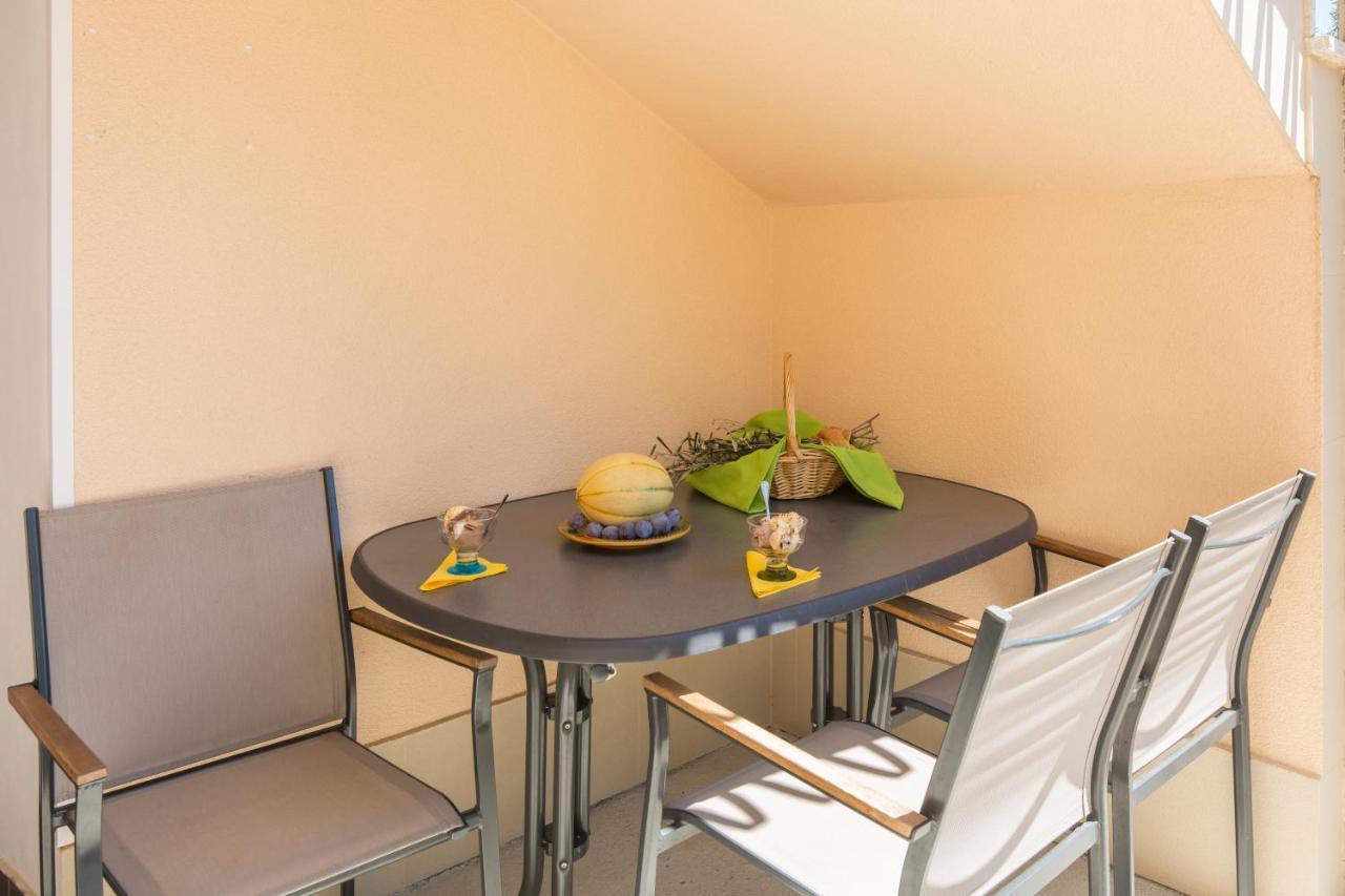 Apartmani Xenia & Desiderio บูเซต ภายนอก รูปภาพ
