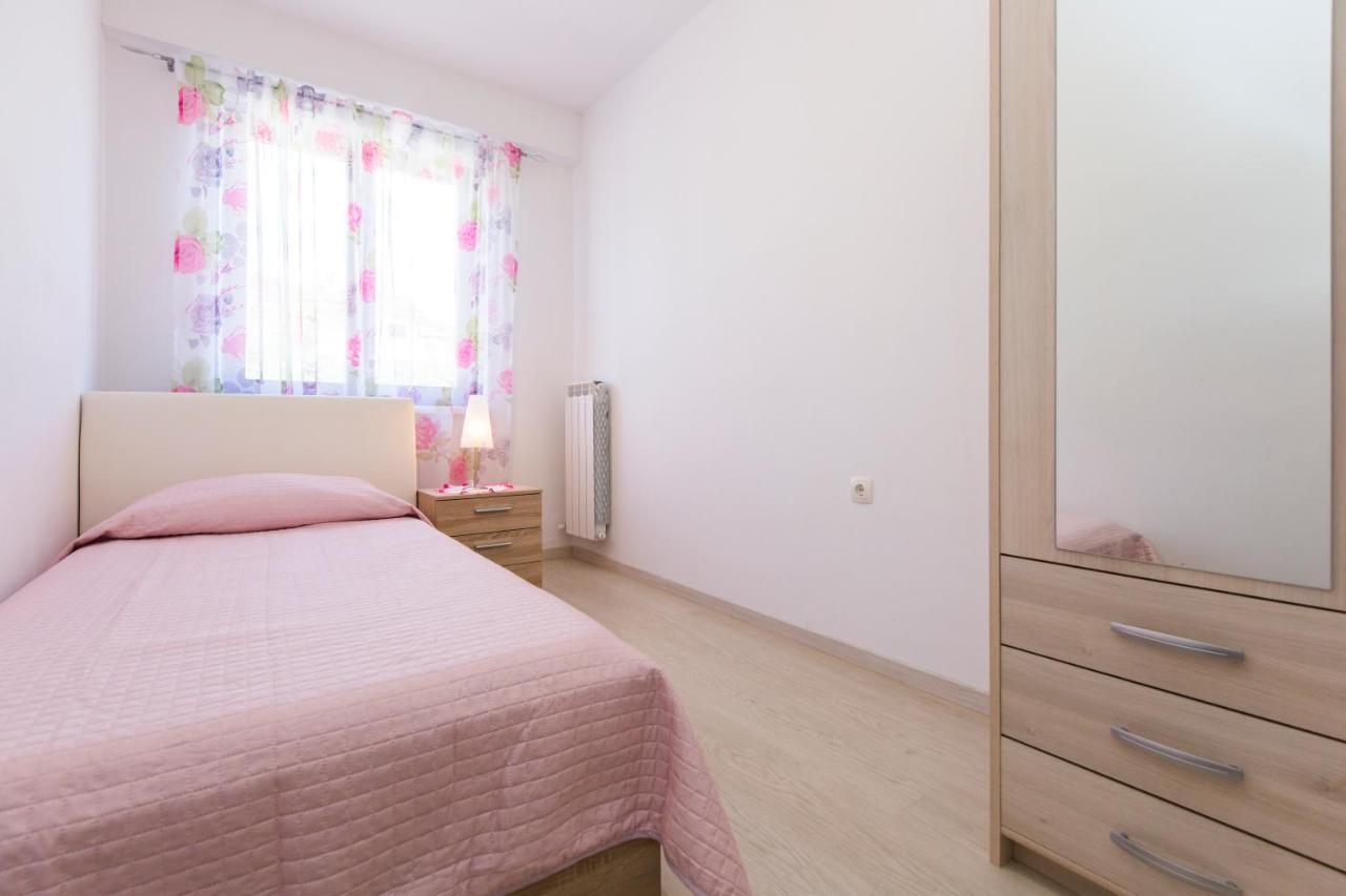 Apartmani Xenia & Desiderio บูเซต ภายนอก รูปภาพ