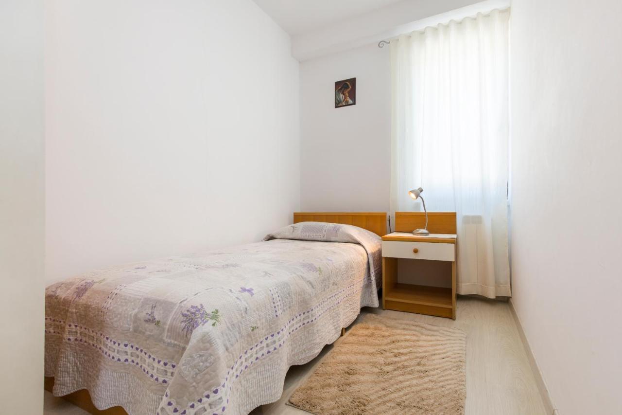Apartmani Xenia & Desiderio บูเซต ภายนอก รูปภาพ